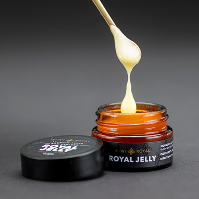 100-royaljelly-withspoon